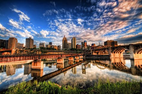 City of st paul - Saint Paul is a city of strong heritage and vibrant diversity, each of its districts deeply rooted in their own traditions and flavors. Discover the diverse, charming and historic corners this destination… 